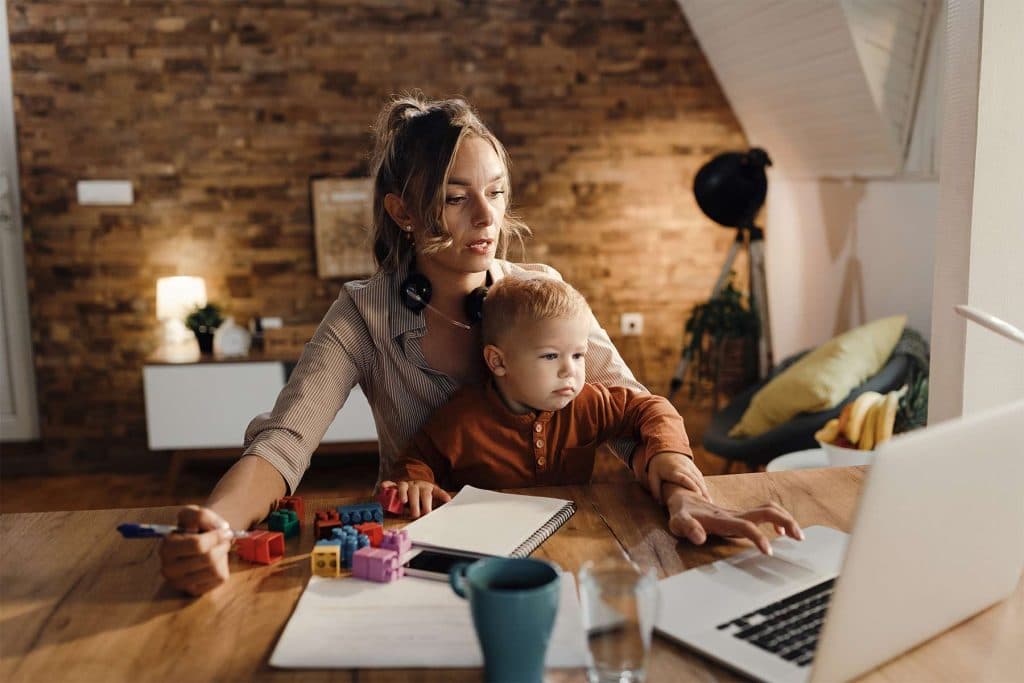 How to Transition From Working To A Stay-At-Home Mom