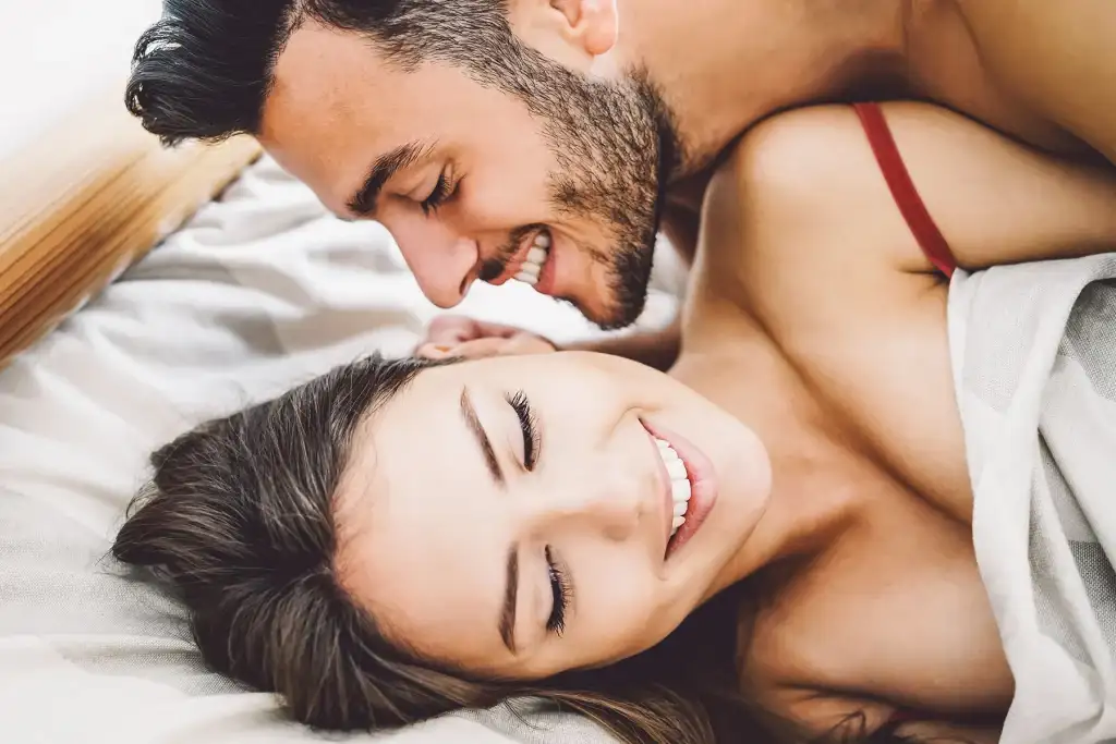 9 BENEFITS OF SEX (AND 3 WAYS TO MAKE IT HAPPEN!)