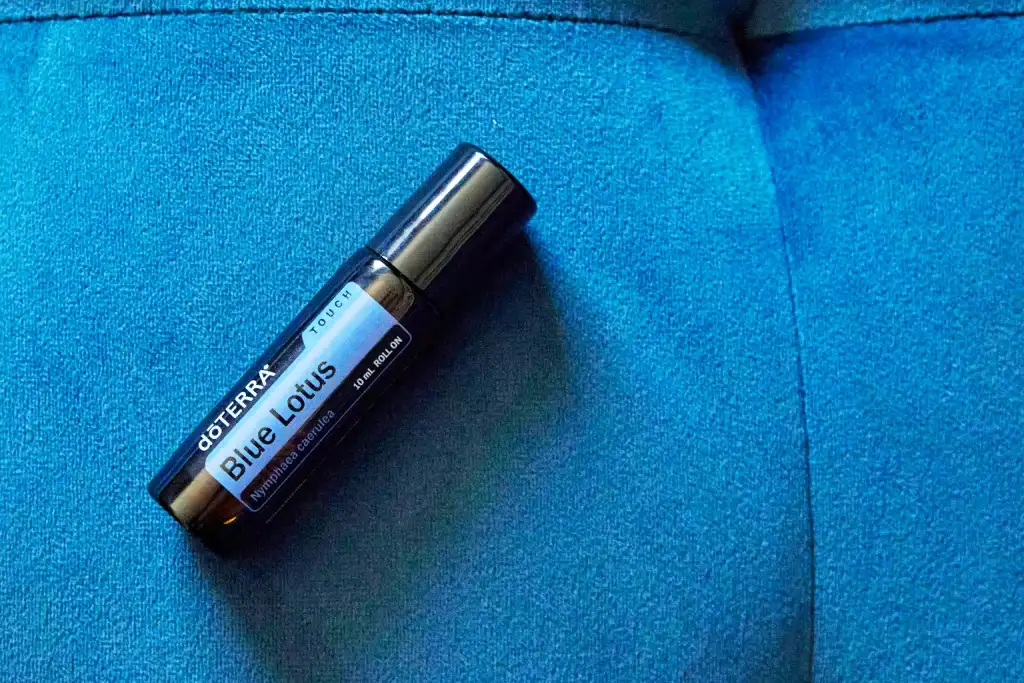 lotus essential oil benefits